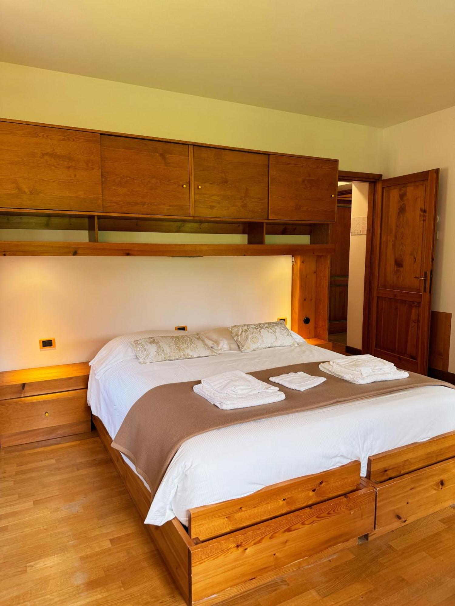 Neider Hotel Sauris Buitenkant foto