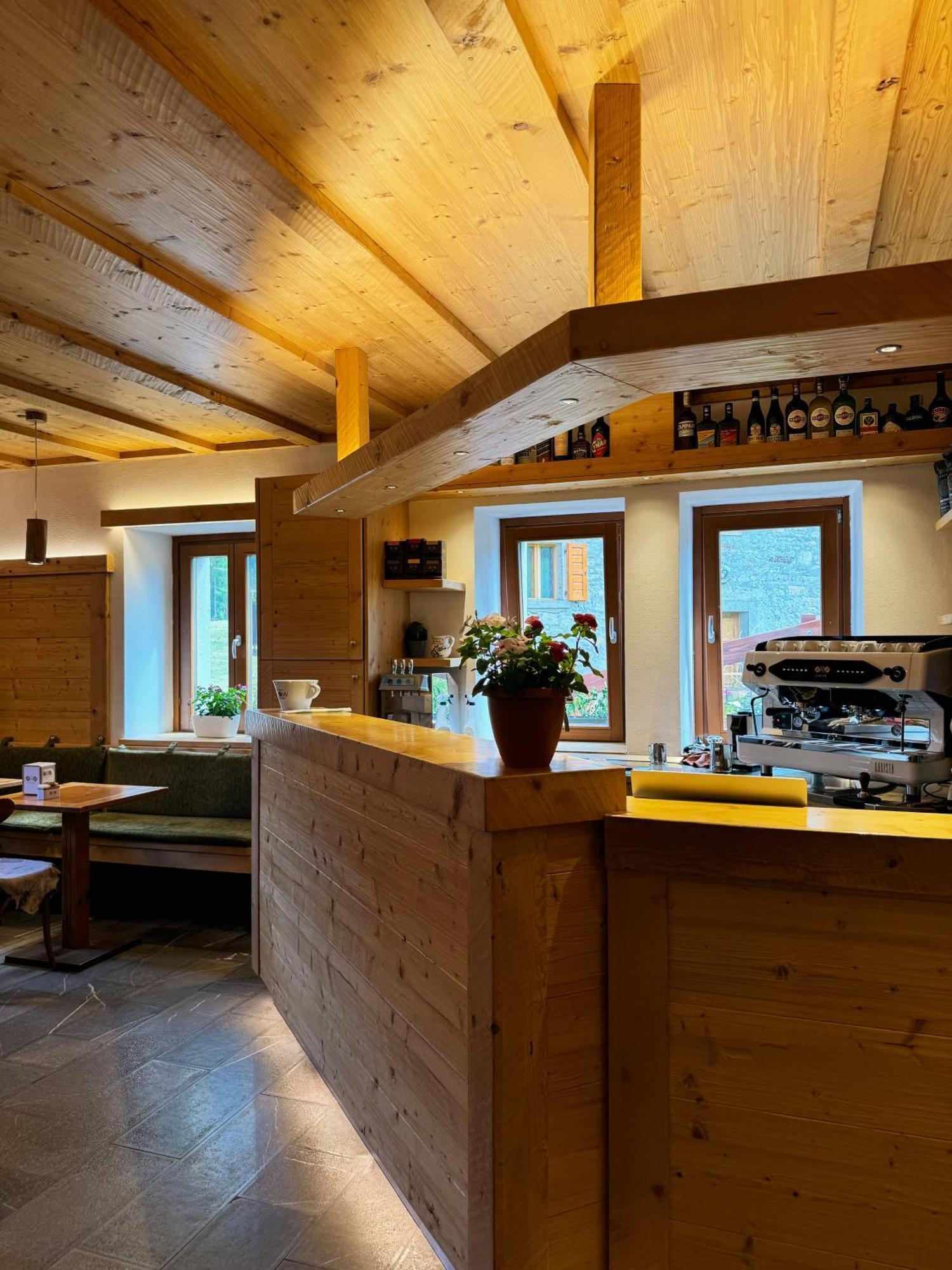 Neider Hotel Sauris Buitenkant foto