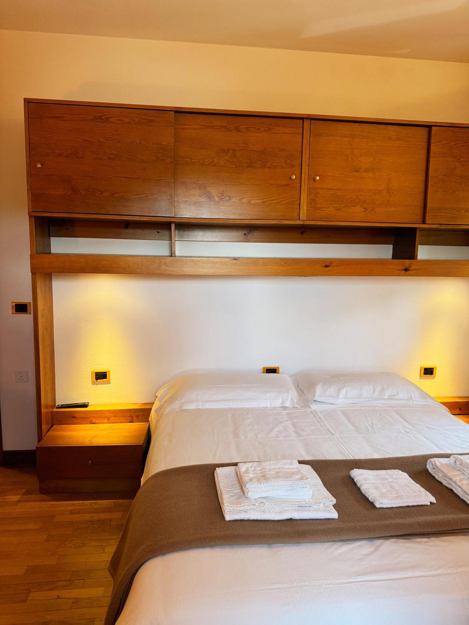 Neider Hotel Sauris Buitenkant foto