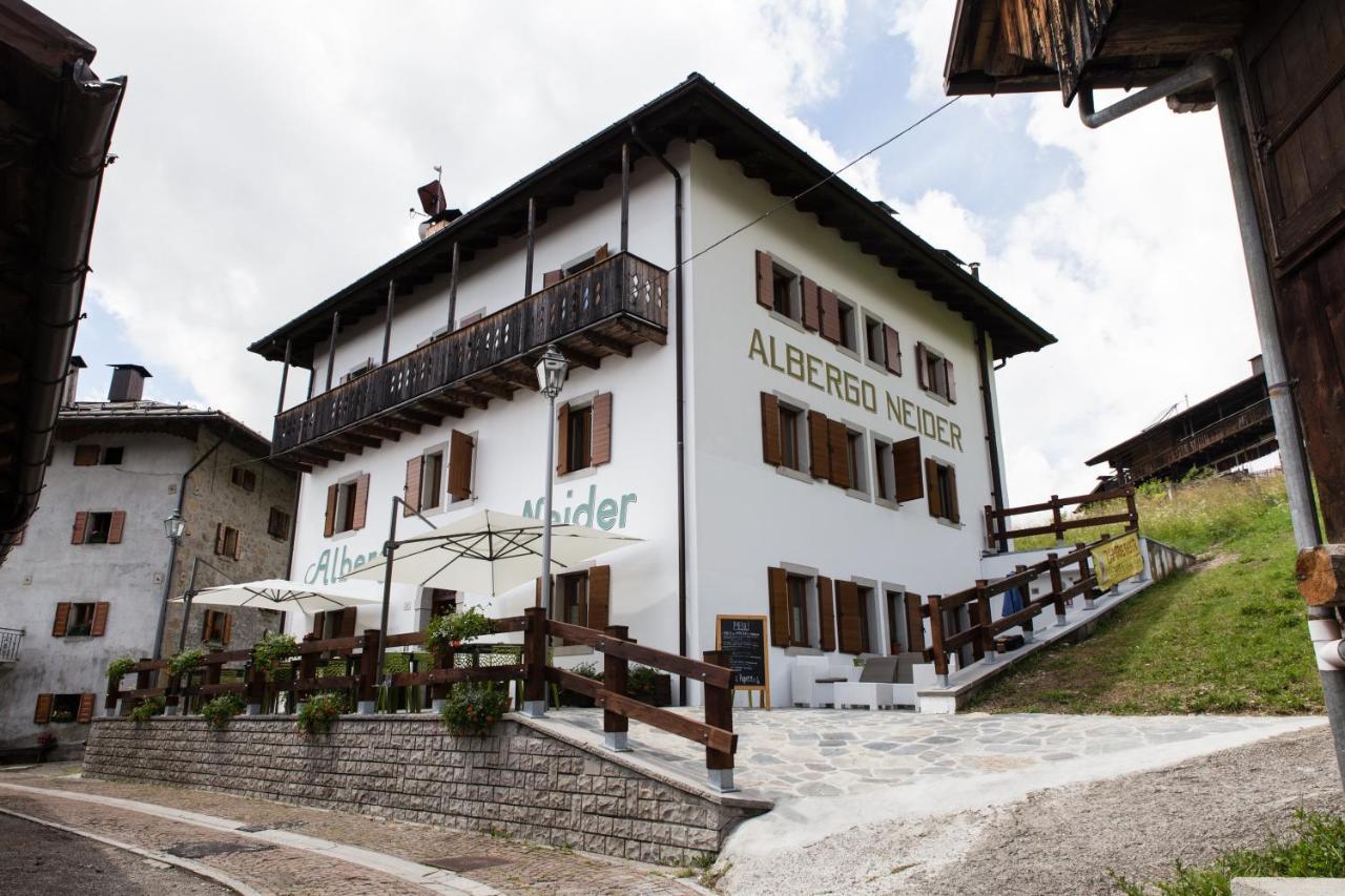 Neider Hotel Sauris Buitenkant foto